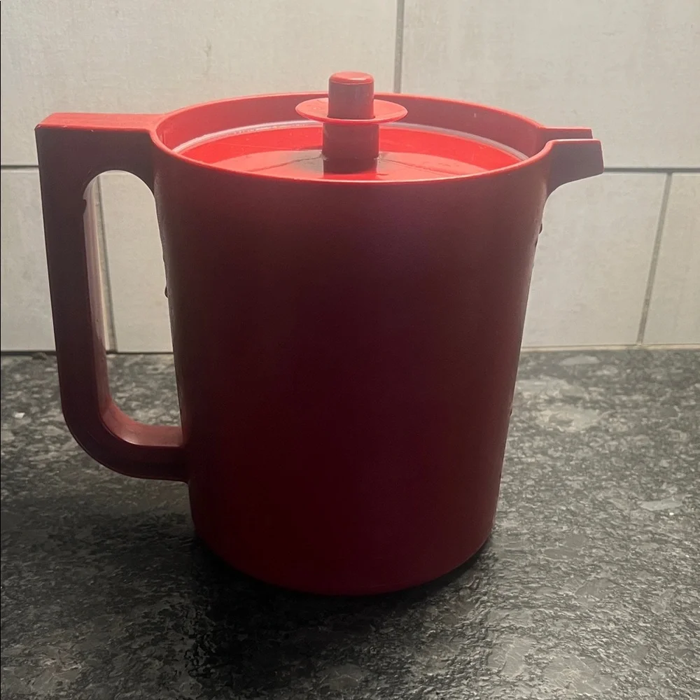 1 1/2 qt Brick Red Plastic Pitcher by Tupperware. Push button lid